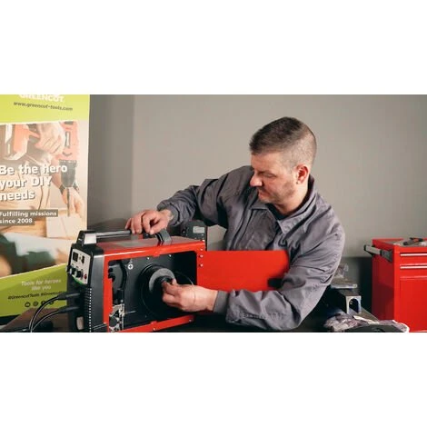 Soudeur 2en1 à Fil Inversé Continu, Soudeuse Avec Gaz MIG Et Gaz MAG, Puissance 25A-185A, Tension 230V, Diamètre Du Fil 0,8mm-1mm - Greencut MMG185 1 Soudeur 2en1 à Fil Inversé Continu, Soudeuse Avec Gaz MIG Et Gaz MAG, Puissance 25A-185A, Tension 230V, Diamètre Du Fil 0,8mm-1mm - Greencut MMG185